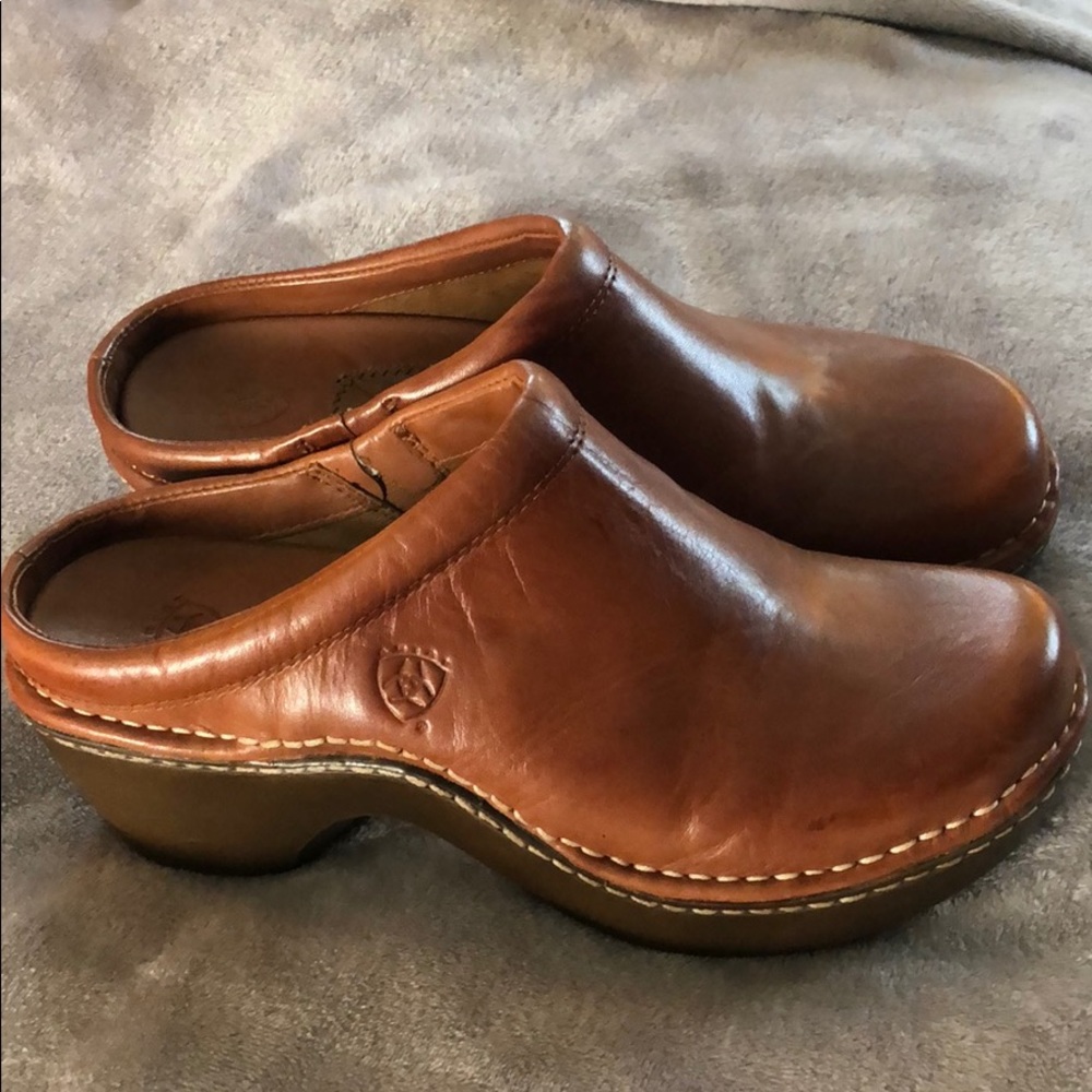 Ariat Clogs!